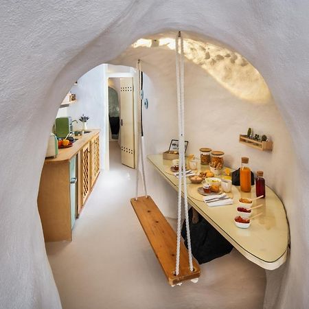 Mystagoge Retreat With Subterranean Pool/Jacuzzi Villa Vóthon Exteriör bild
